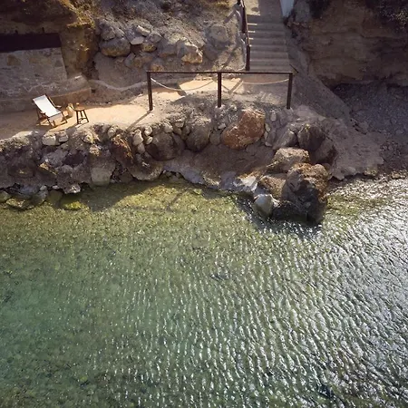Oceanis Luxury With Private Heated Pools And Sea View