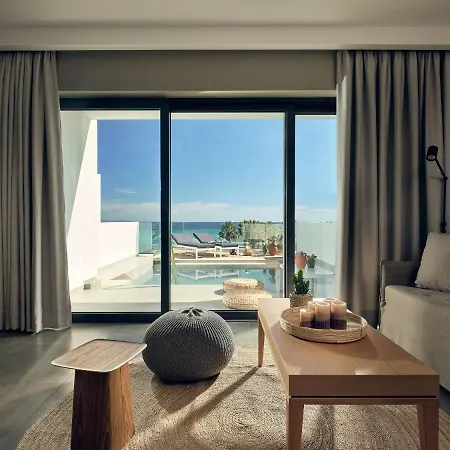 Oceanis Luxury With Private Heated Pools And Sea View شقة