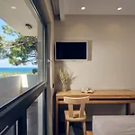 Oceanis Luxury With Private Heated Pools And Sea View 아파트 킵셀리