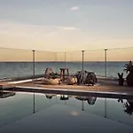 Oceanis Luxury With Private Heated Pools And Sea View * 킵셀리
