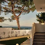 Oceanis Luxury With Private Heated Pools And Sea View *