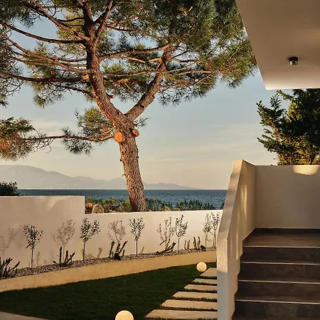 Oceanis Luxury With Private Heated Pools And Sea View *