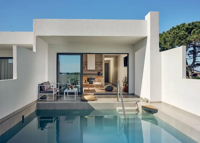 Oceanis Luxury With Private Heated Pools And Sea View